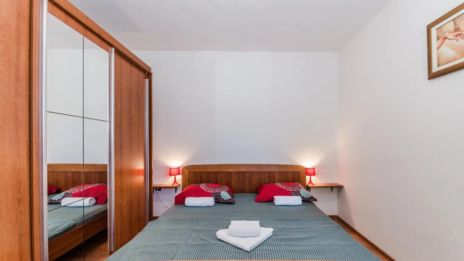 Villa Ana With Private Pool And Large Garden- By Ta Leut Agency Policnik 0*,
